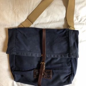 Archival Clothing roll top messenger